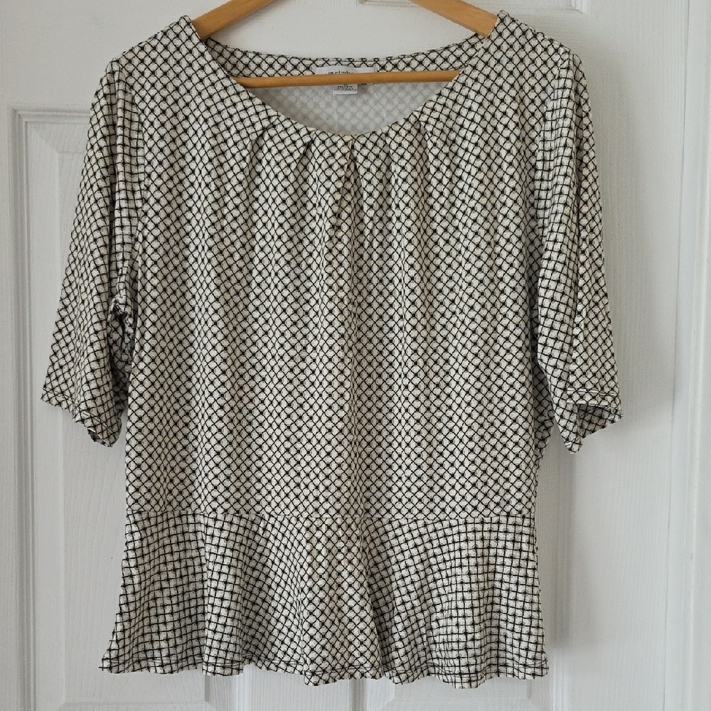 Liz Claiborne Black and White Smocked Peplum Top Size XL